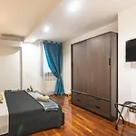 Rialto Apartment With Canal Grande View
