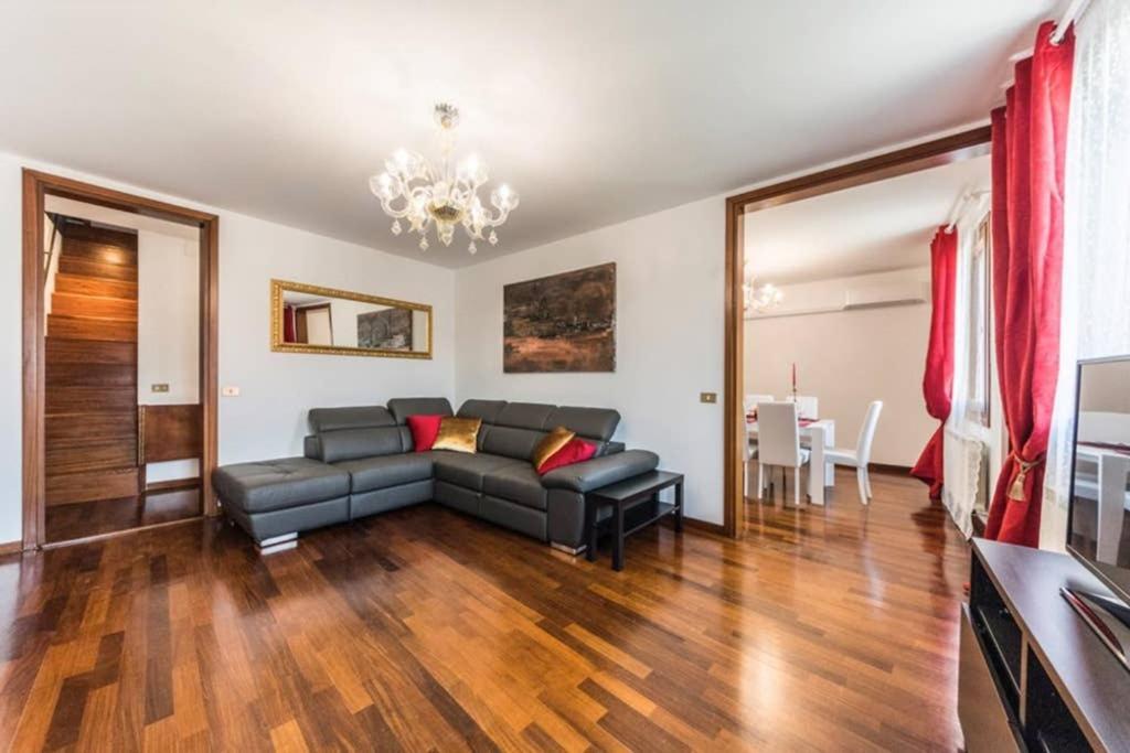 Rialto With Canal Grande View Apartamento *
