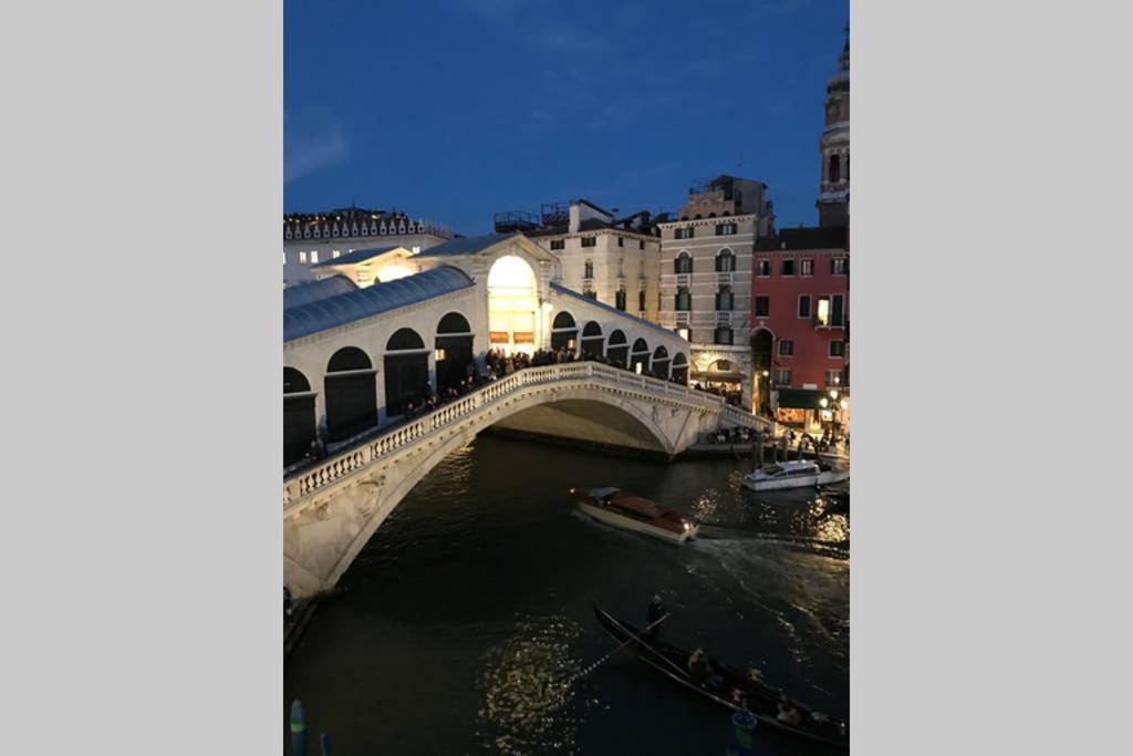 Rialto With Canal Grande View Apartamento *